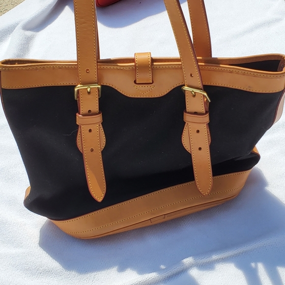 Dooney & Bourke Purse - Picture 4 of 4